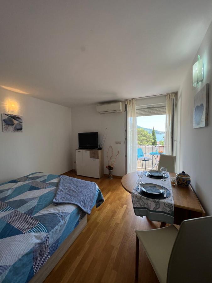 Apartman Center Omiš Exteriör bild