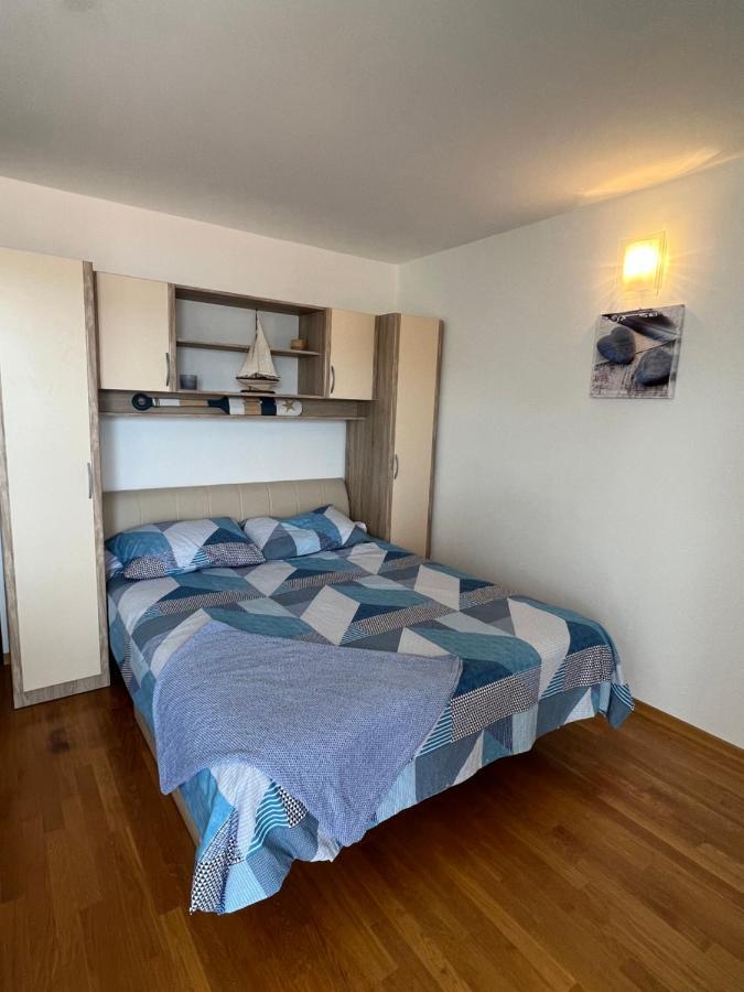 Apartman Center Omiš Exteriör bild